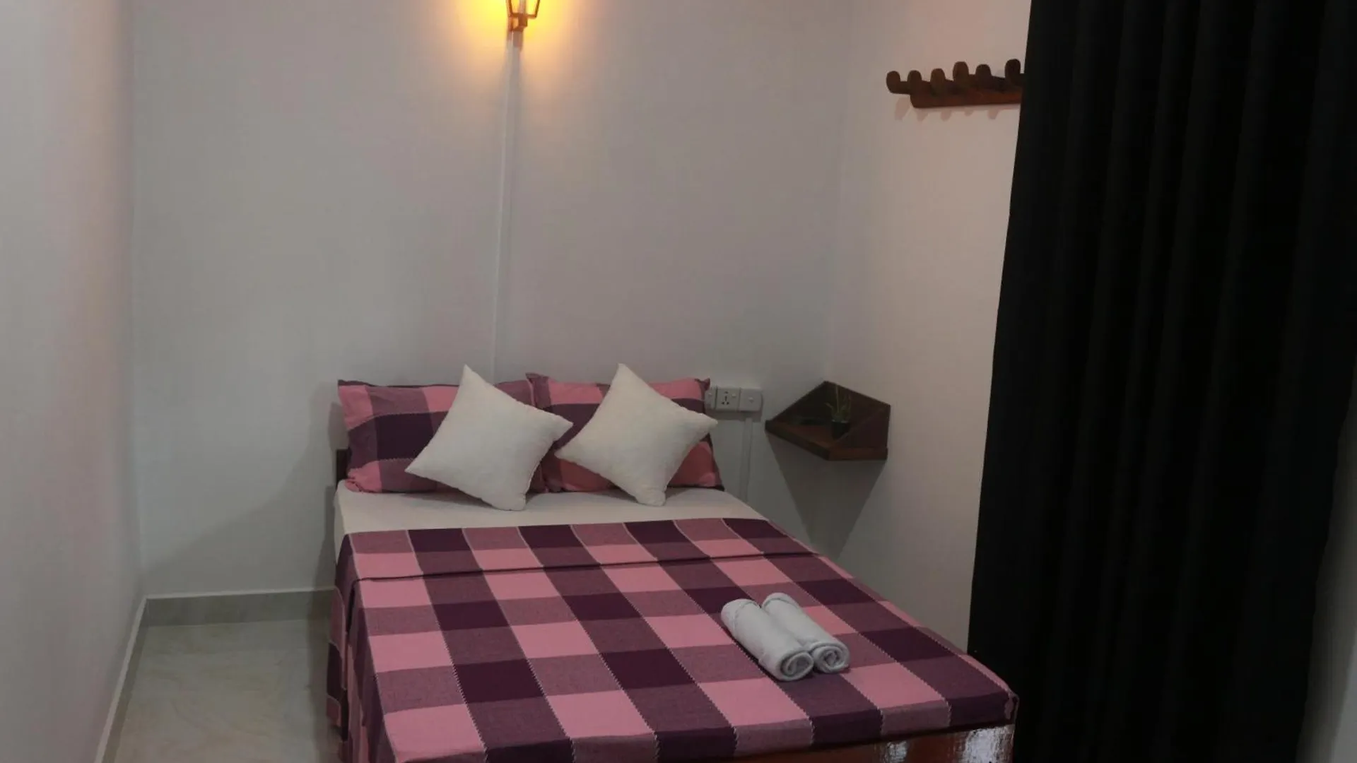 Hotel Jaya Villa - Near Airport Negombo